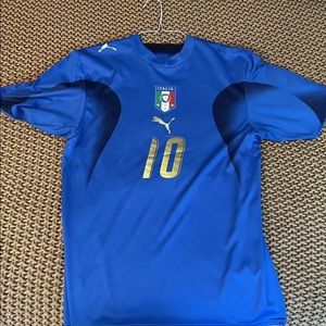 Used Mens Small Puma Italy Totti Jersey 2006 world cup